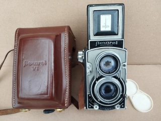 Starý fotoaparat FLEXARET 6 s kož.obalem