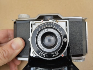 Starý fotoaparát Zeiss Ikon + pouzdro