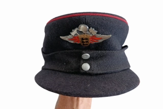 Německá hasičská slavnostní čepice Feuerwehr Baden-Württembe