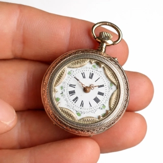 Starožitné celostříbrné pěkně kapesní dámské hodinky jeptišky (nejdoucí)