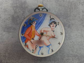 Starožitné OMEGA ve skleněné kouli – erotický motiv, cca 1920–1930