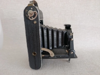 Starý měchový fotoaparát Voigtländer – Voigtar 1:7,7 - č.62