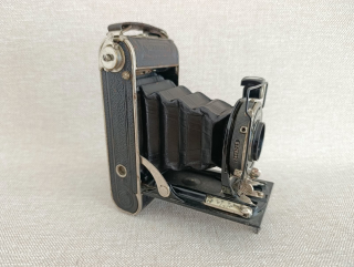 Voigtländer Skopar 4,5/10,5 Compur – na opravu/dekoraci č.100